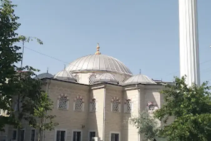 Hz. Ebubekir Cami kapak fotoğrafı