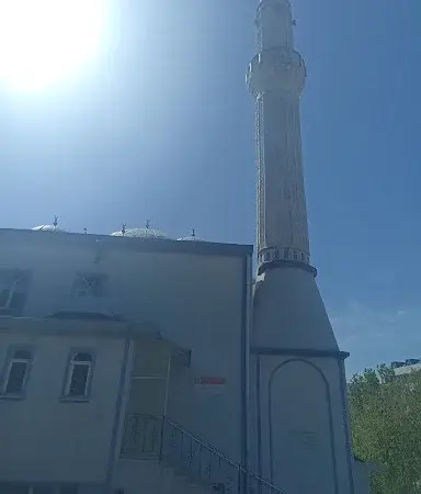 Esenkent Yavuz Sultan Selim Cami kapak fotoğrafı