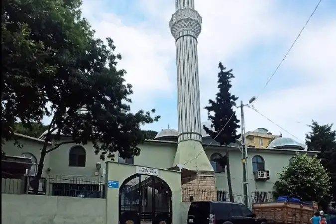 Dolayoba Gözdagi Cami kapak fotoğrafı