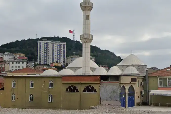 Dolayoba Ulu Cami kapak fotoğrafı
