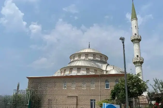 Esenyalı Veysel Karani Cami kapak fotoğrafı
