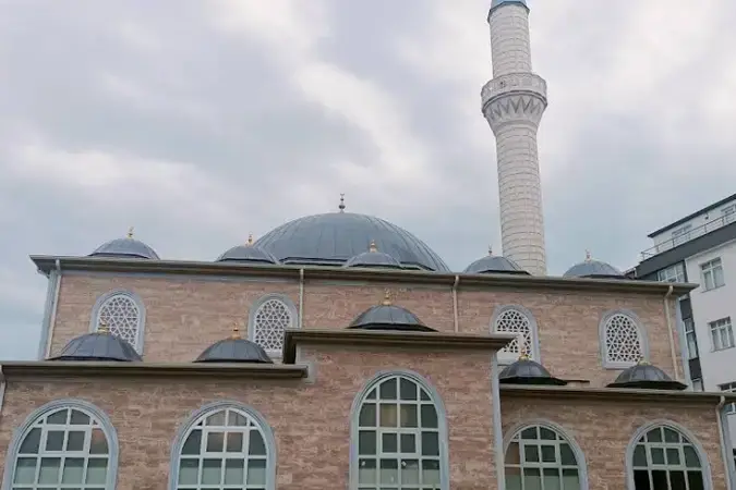 Kaynarca Celalettin Süer Cami kapak fotoğrafı