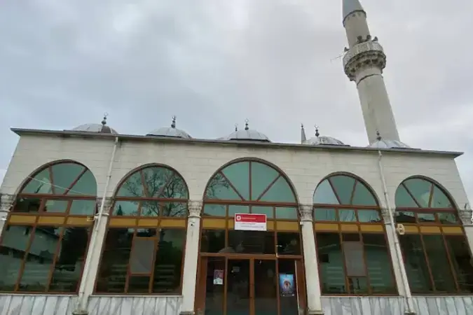 Çanta Köyü Hacı Hüsnü Albayrak Cami kapak fotoğrafı