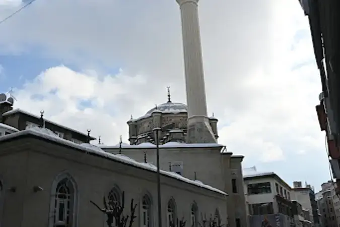 Osmanbey Cami kapak fotoğrafı