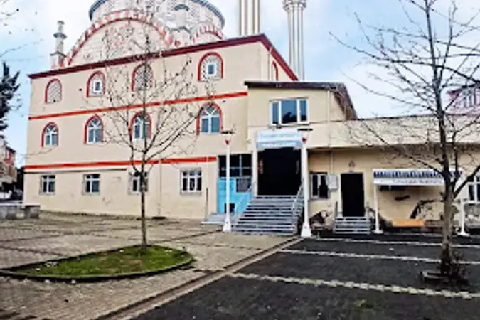 Fazilet Cami kapak fotoğrafı
