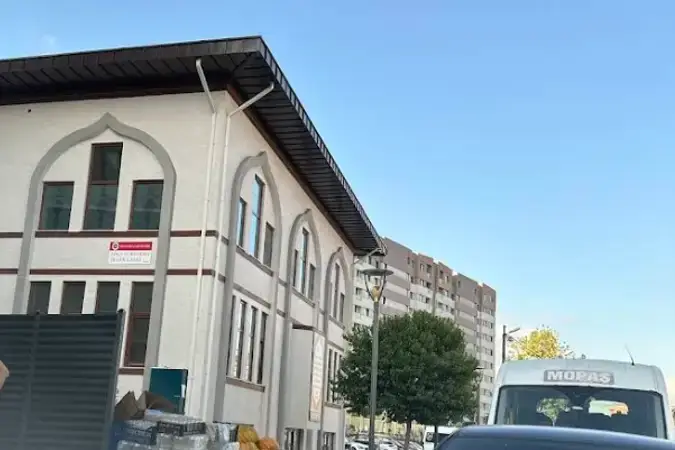Haci Nureddin Demir Cami kapak fotoğrafı