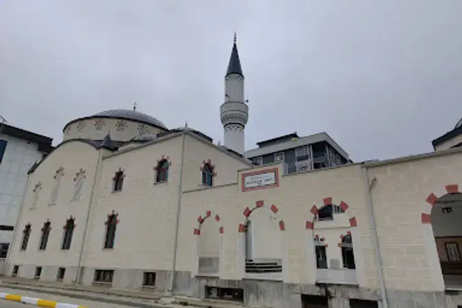 Sezerler Cami kapak fotoğrafı
