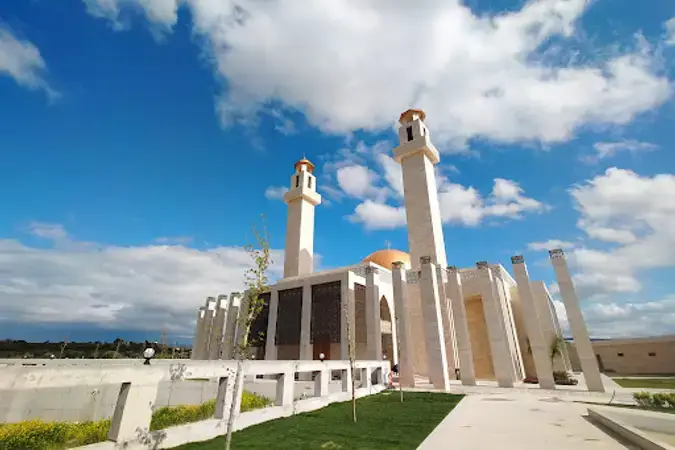 Emine-ismail Mümin Cami kapak fotoğrafı