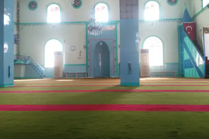 Kızılcaova Köyü Cami kapak fotoğrafı