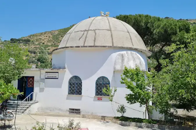Kozan Mescidi kapak fotoğrafı