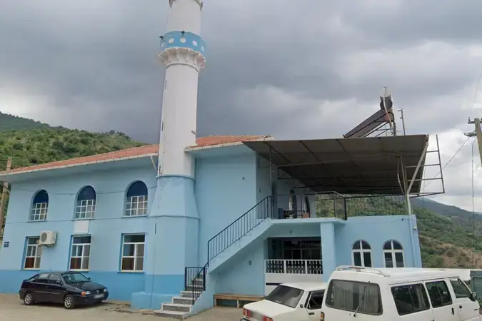 Çomaklar Köyü Cami kapak fotoğrafı
