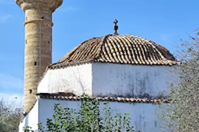 Alaçatı Hacı Memiş Cami kapak fotoğrafı