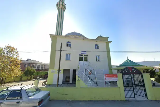 Yenifoça Gencerli Mahallesi Cami kapak fotoğrafı