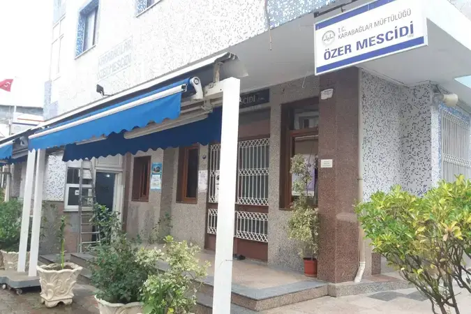 Özer Mescidi kapak fotoğrafı