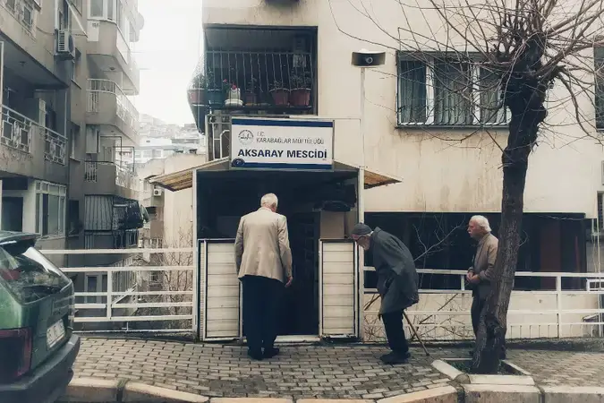 Aksaray Mescidi kapak fotoğrafı