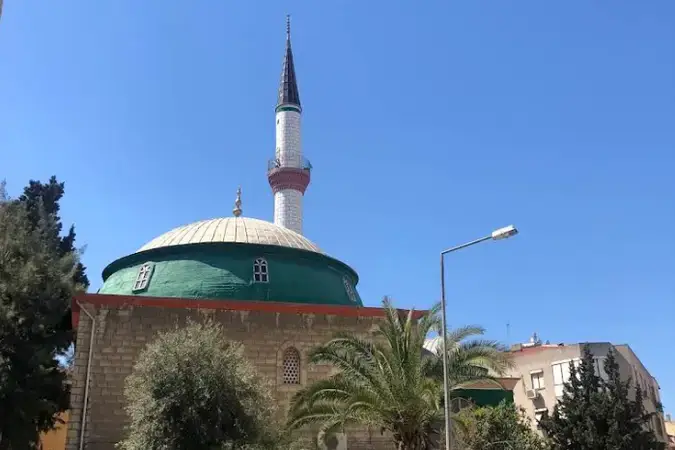 Kahramanlar Cami kapak fotoğrafı