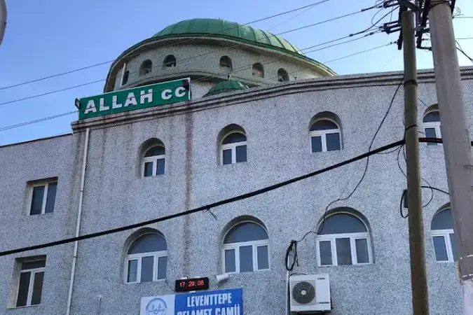 Leventtepe Selamet Cami kapak fotoğrafı