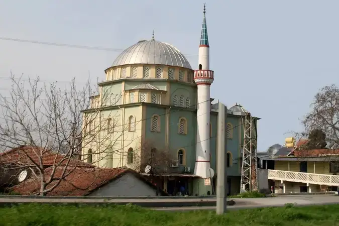 Buruncuk Köyü Cami kapak fotoğrafı
