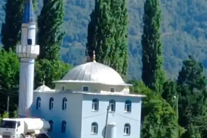 Günlüce Datbey Cami kapak fotoğrafı