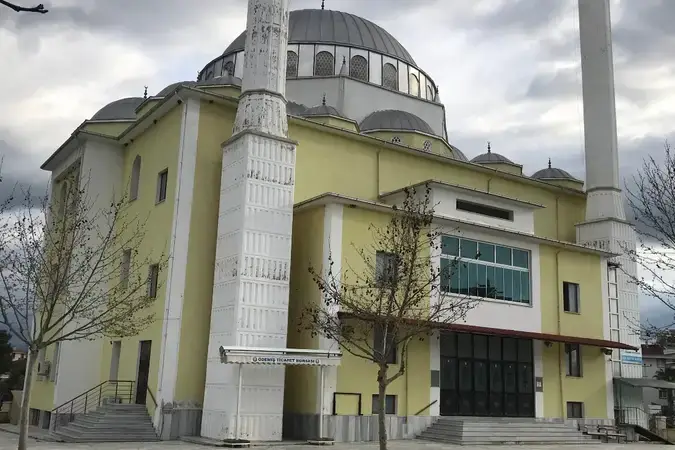 Şeker Cami kapak fotoğrafı