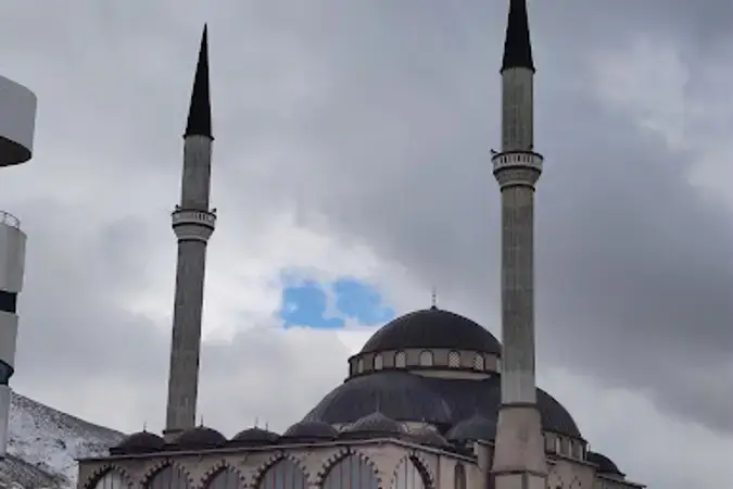 Erciyes Dağı Kalender Cami kapak fotoğrafı
