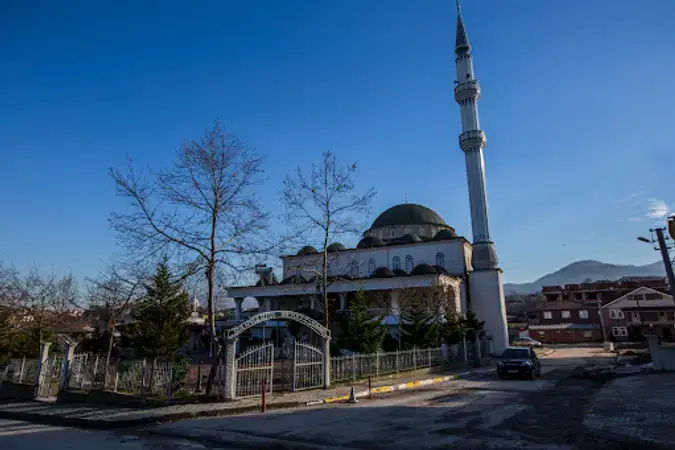 Barbaros Merkez Cami kapak fotoğrafı