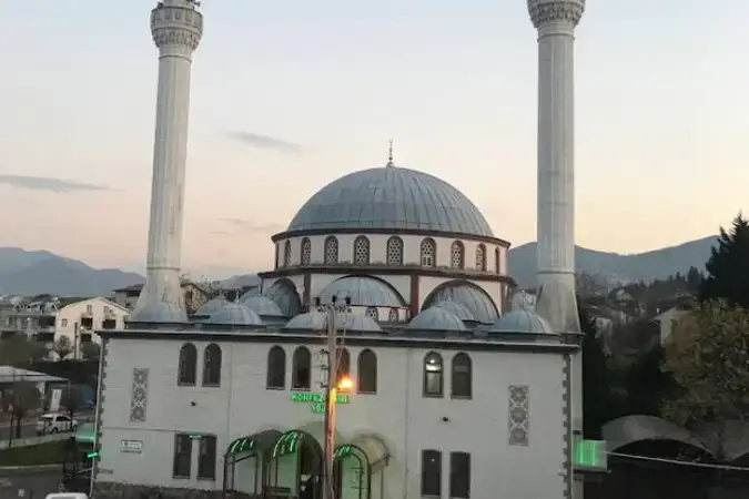 Körfez Cami kapak fotoğrafı