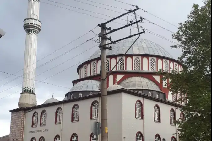 Mahmut Paşa Cami kapak fotoğrafı
