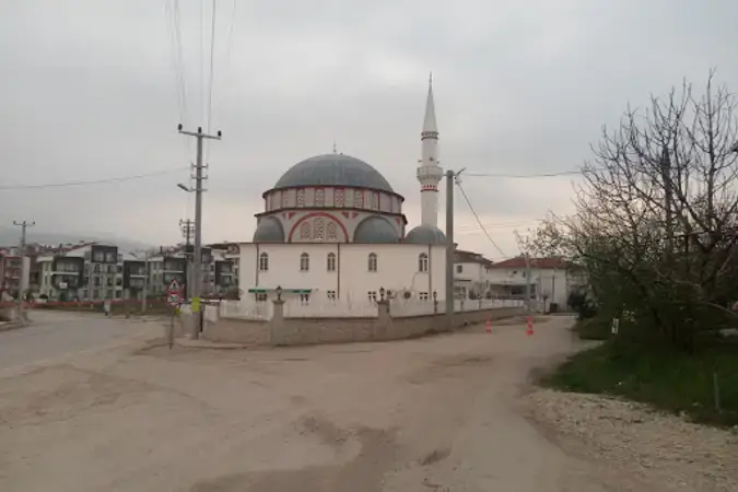 Orta Cami kapak fotoğrafı
