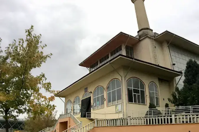 Toki İrşat Cami kapak fotoğrafı