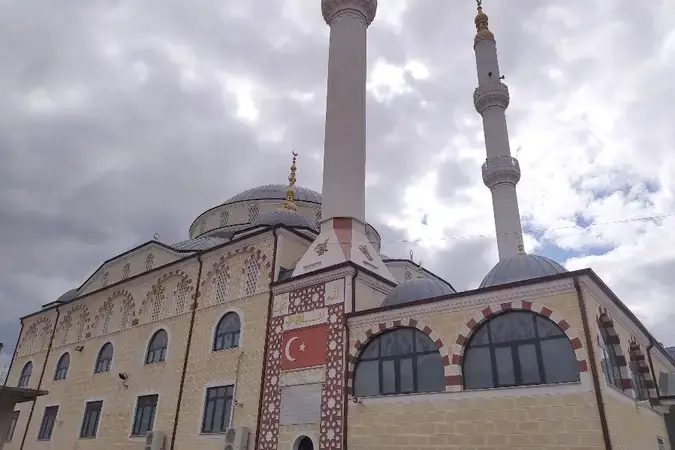 Eyüboğlu Cami kapak fotoğrafı