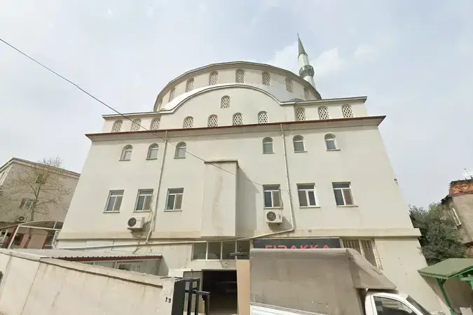 Kurban Erol Cami kapak fotoğrafı