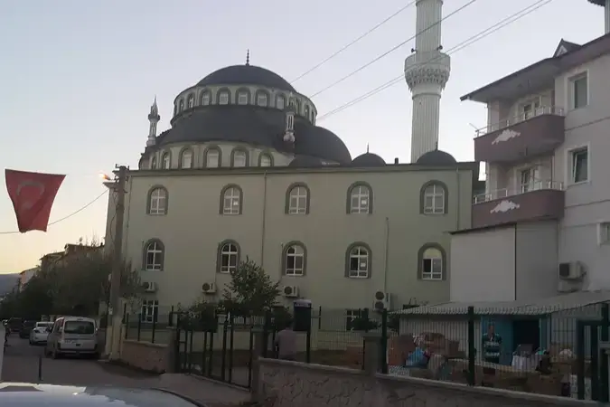 Medine Cami kapak fotoğrafı