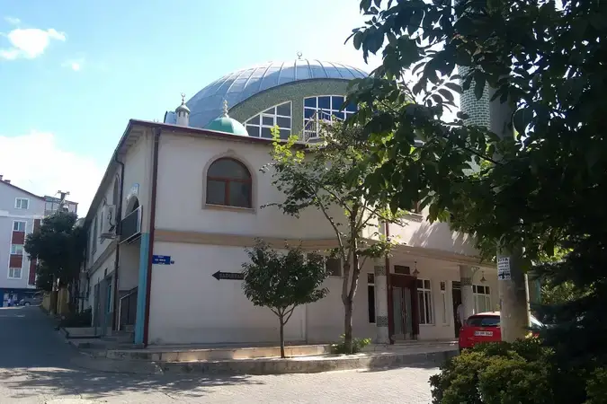Çınar Cami kapak fotoğrafı
