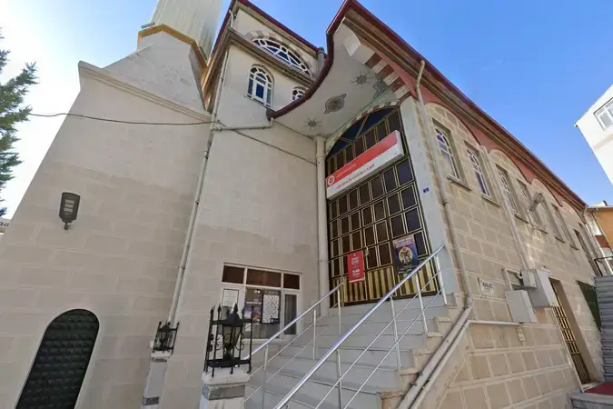 Ebubekir Sıddık Cami kapak fotoğrafı