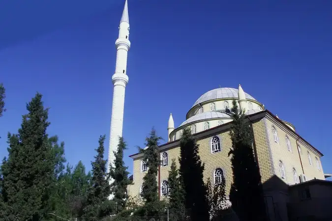Elmas Cami kapak fotoğrafı