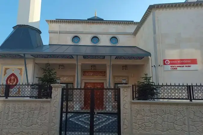 Hacı Osman Nuru Cami kapak fotoğrafı