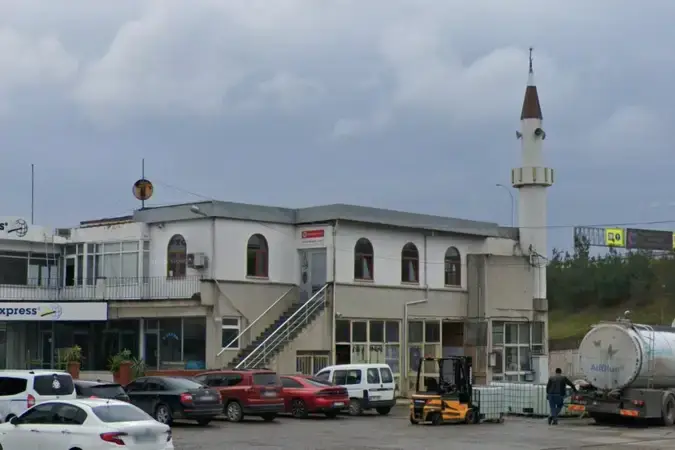 Hilal Petrol Cami kapak fotoğrafı