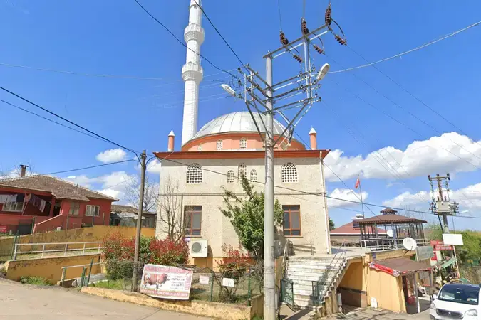 Kadıllı Köyü Cami kapak fotoğrafı