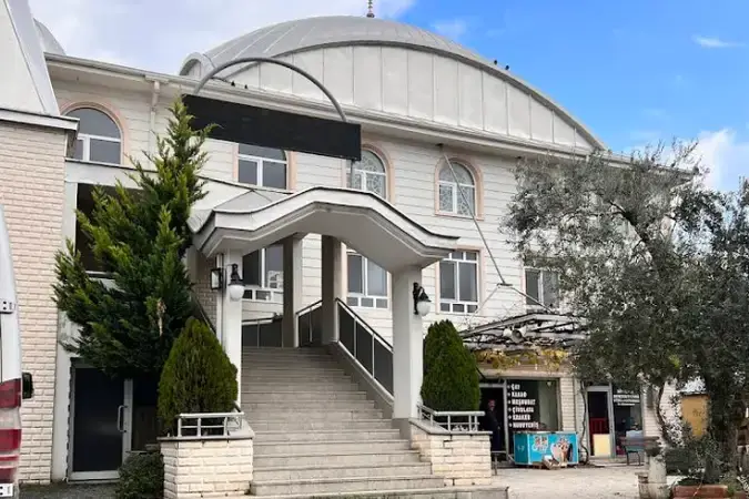 Ahmetbey Cami kapak fotoğrafı