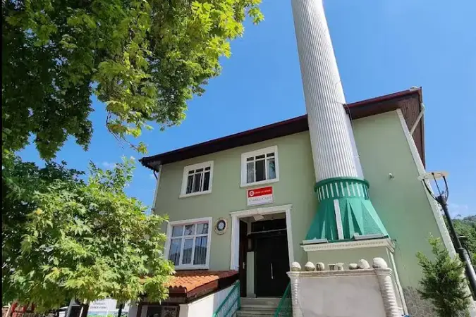 Saraylı Cami kapak fotoğrafı