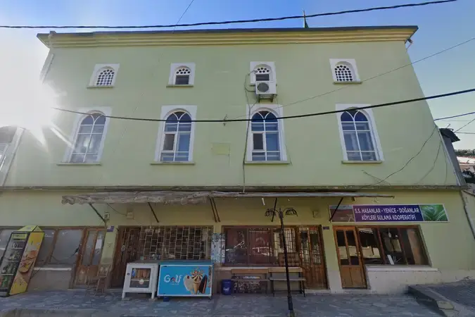 Hasanlar Köyü Emir Sultan Cami kapak fotoğrafı