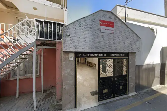 Güneylioğlu Cami kapak fotoğrafı